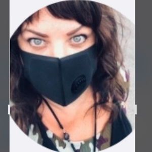 Meet your Posher, Darcy